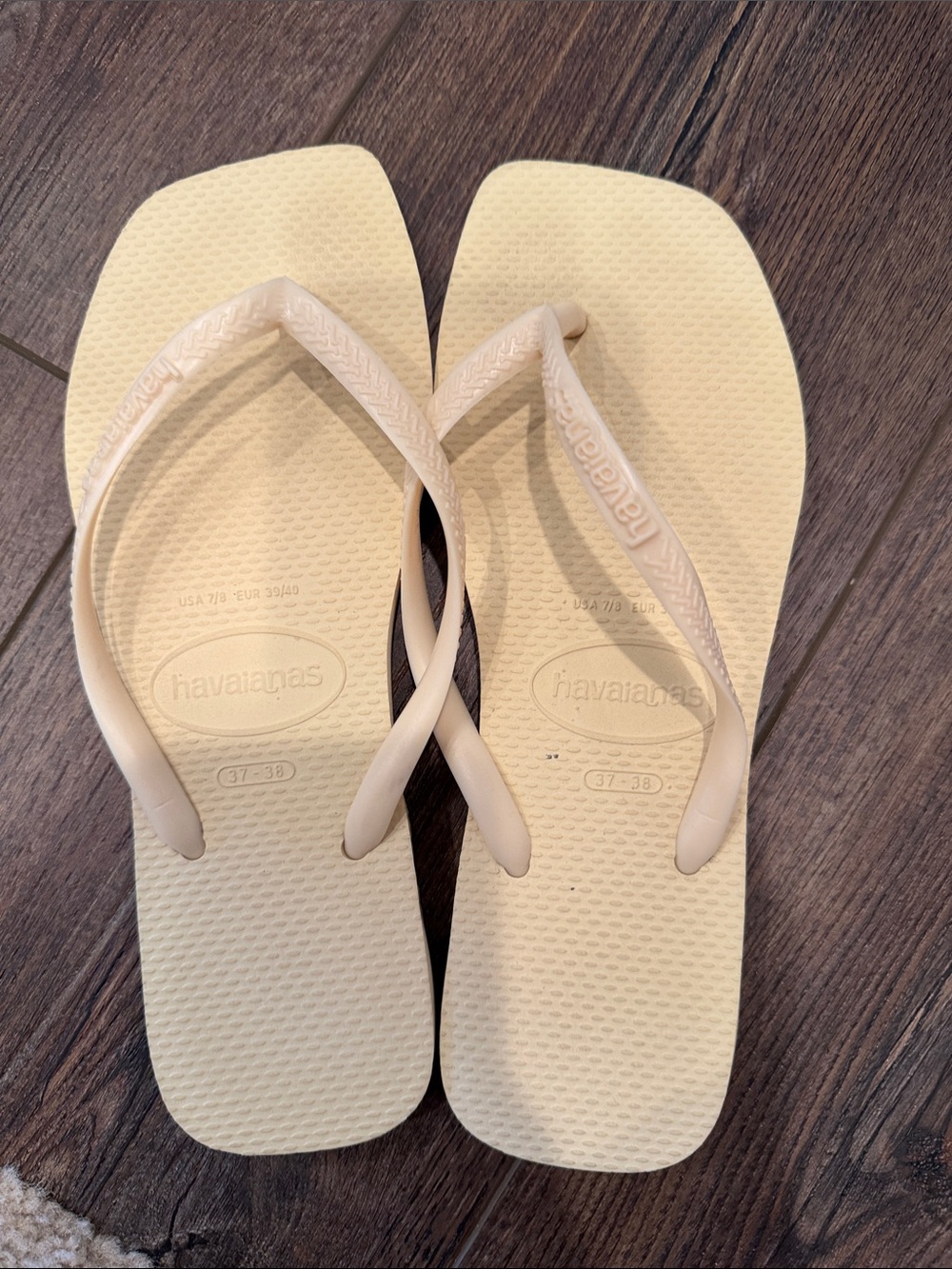 Havaianas flip flops, size 37-38